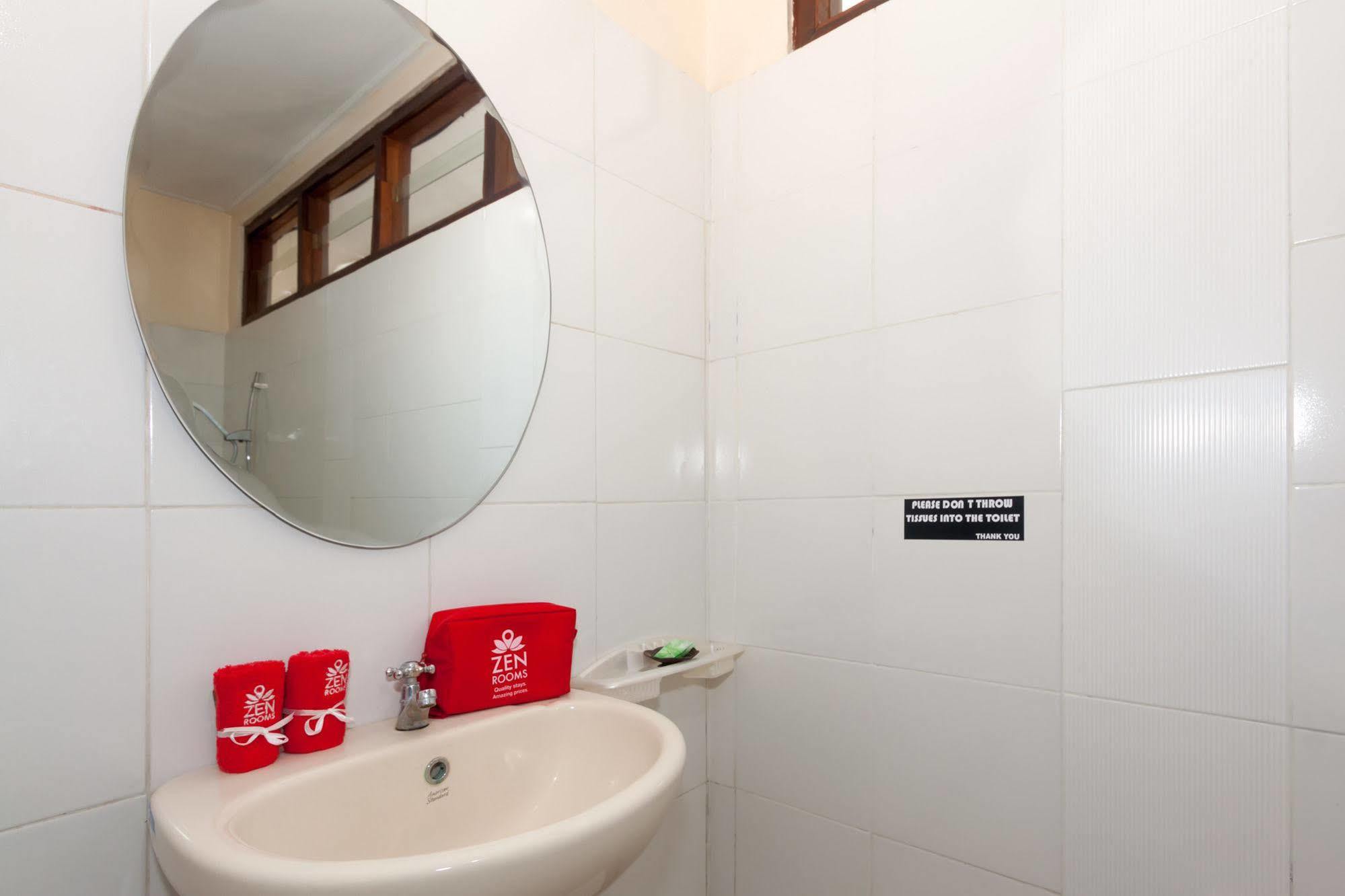 Zen Rooms Sanur Blanjong Sekawaru Εξωτερικό φωτογραφία